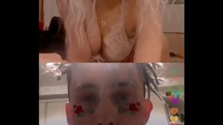 Fille qui se déshabille live porn
